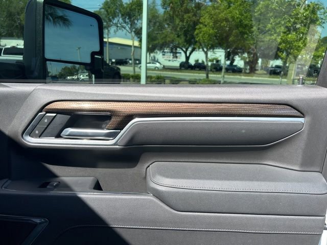 Used 2025 Chevrolet Silverado 2500 LT w/ Trail Boss Package image 19