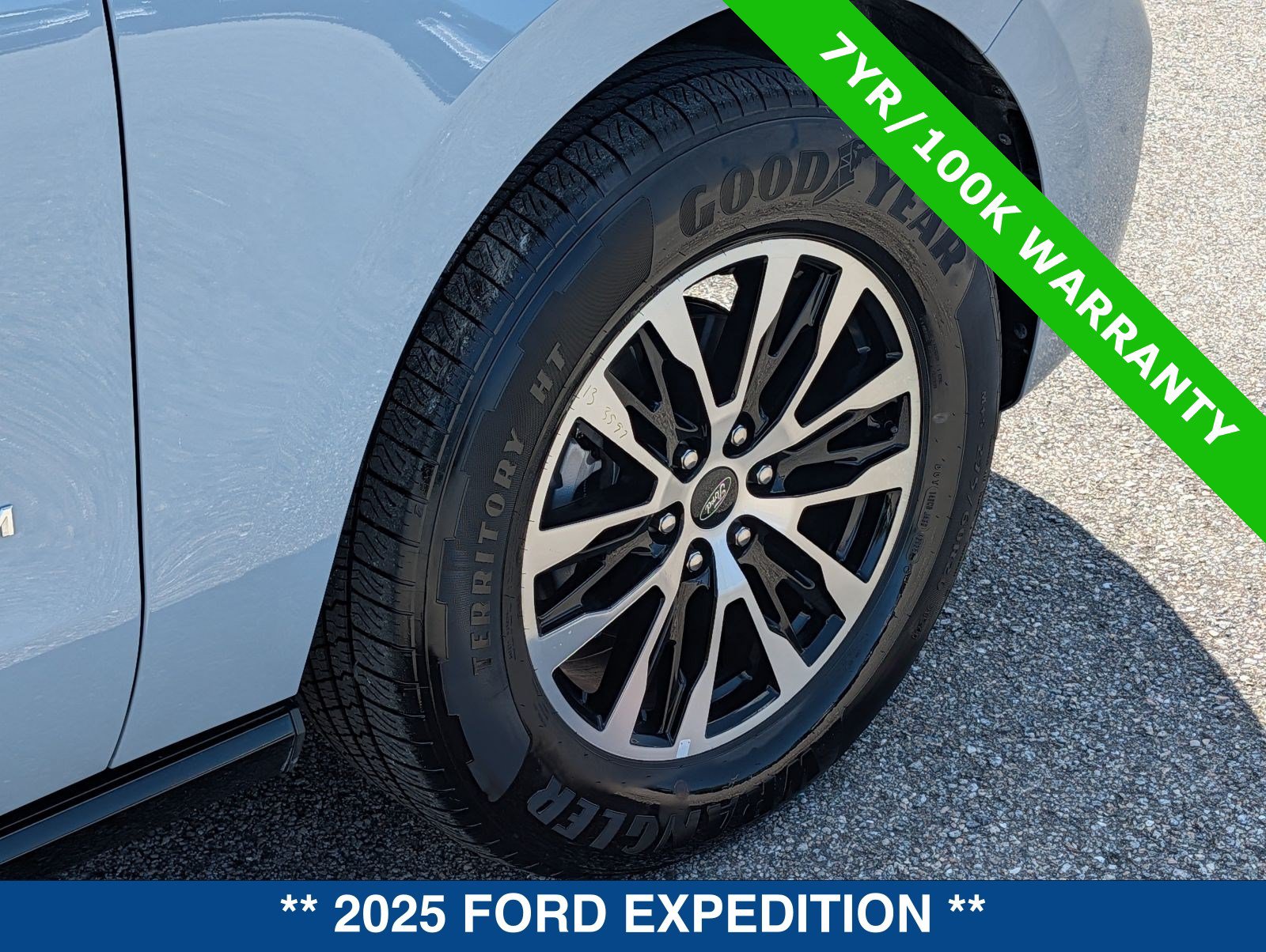 Certified 2025 Ford Expedition Platinum AWD/4WD image 13