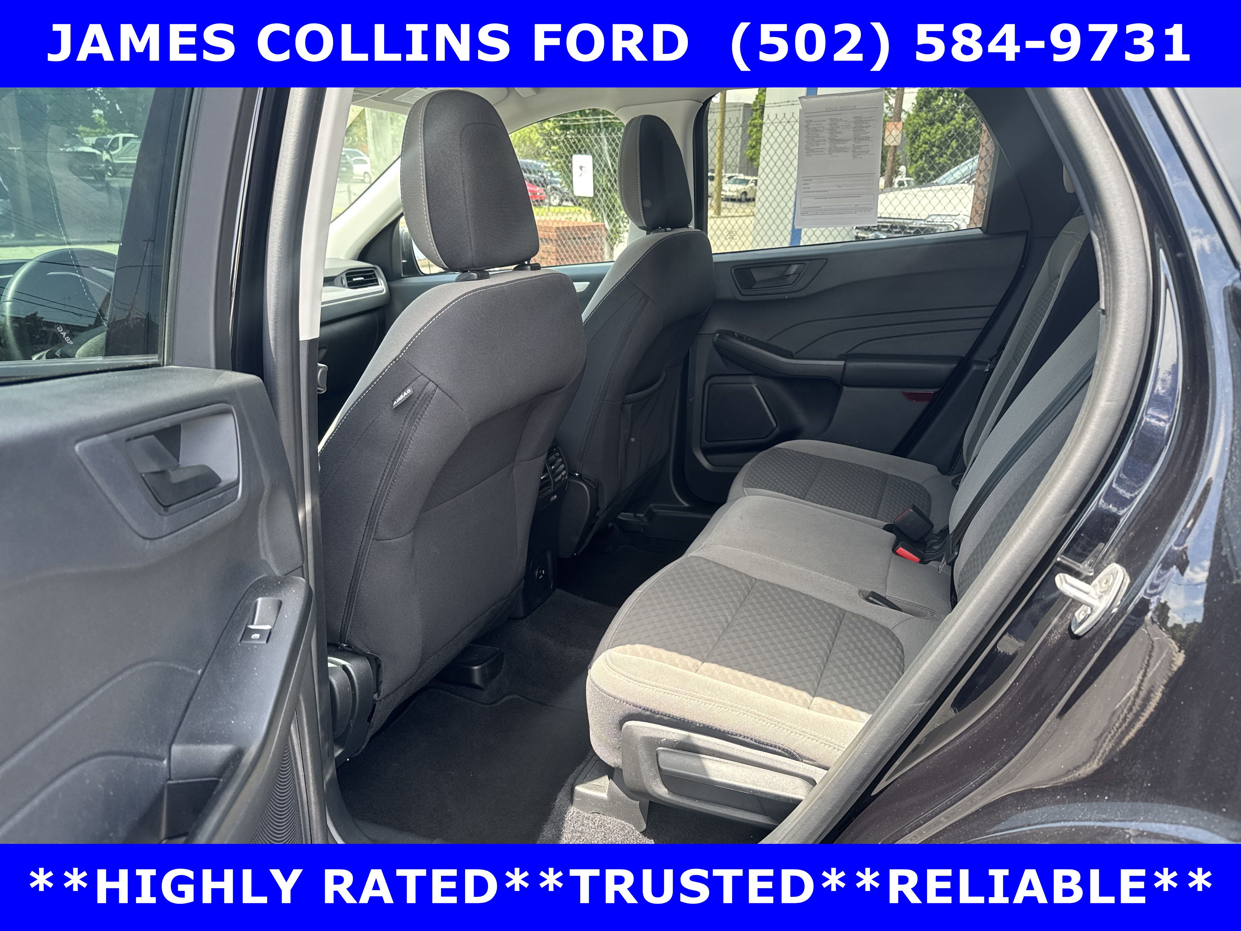 Certified 2022 Ford Escape SE w/ Cold Weather Package AWD/4WD image 11