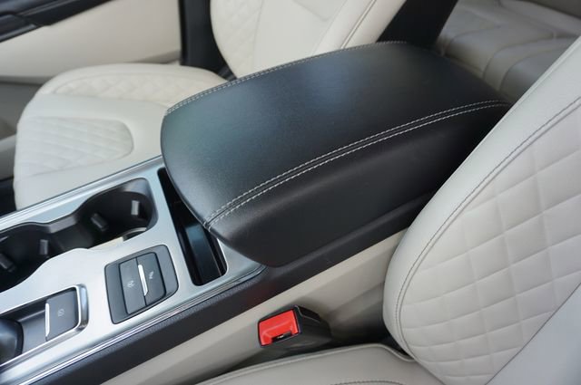 Certified 2023 Ford Edge Titanium image 27