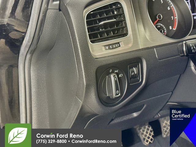 Used 2017 Volkswagen Golf S FWD image 13