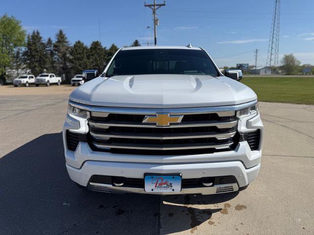Used 2023 Chevrolet Silverado 1500 High Country w/ High Country Premium Package AWD/4WD image 6