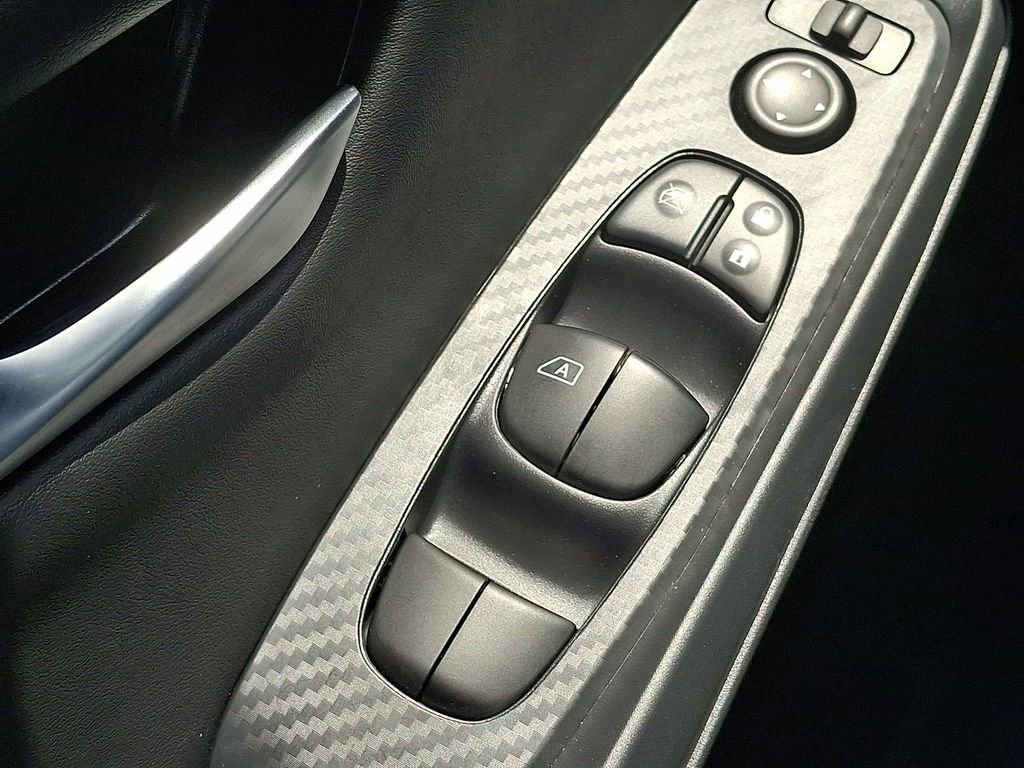 Used 2025 Nissan Sentra SV w/ All-Weather Package FWD image 26