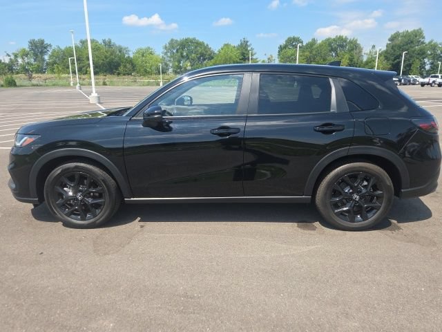 Used 2025 Honda HR-V Sport image 15