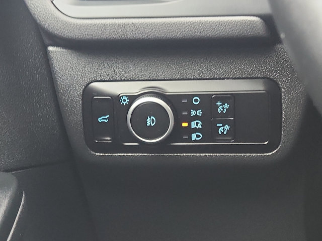 Certified 2025 Ford Escape Platinum AWD/4WD image 12