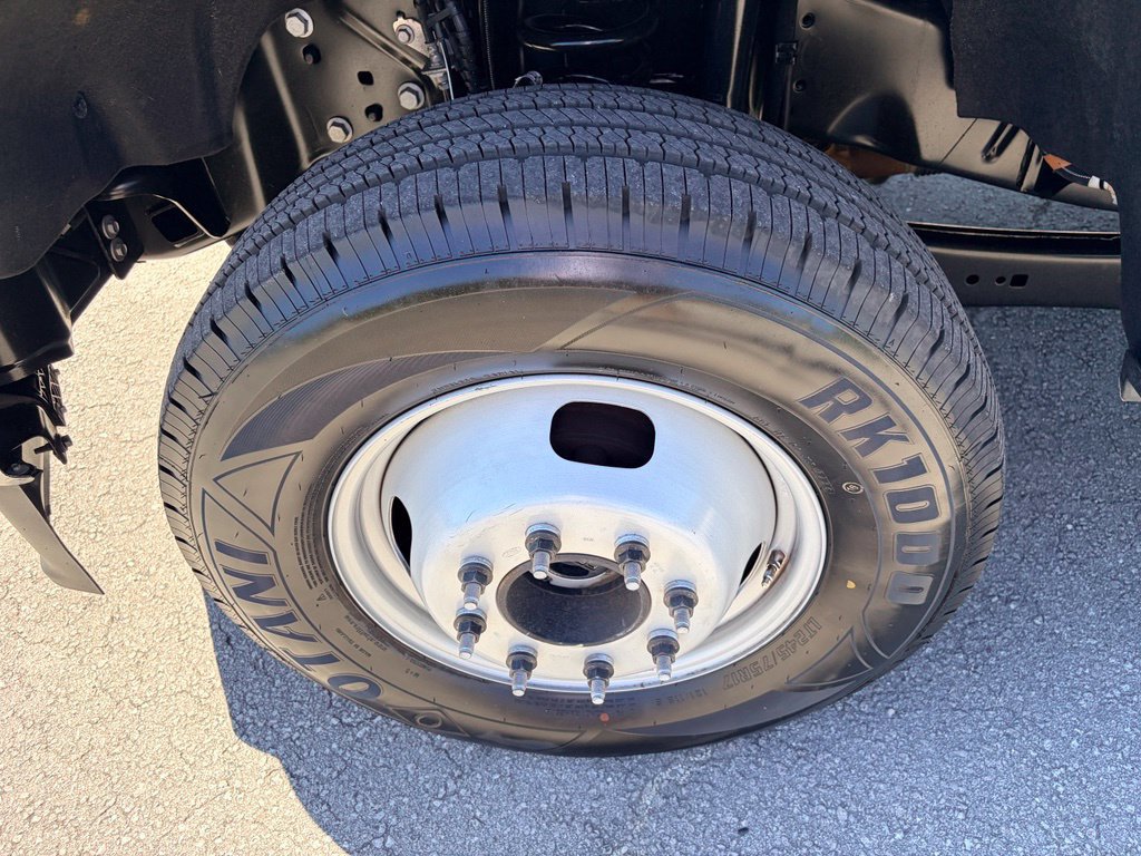 Certified 2025 Ford F350 XLT AWD/4WD image 34
