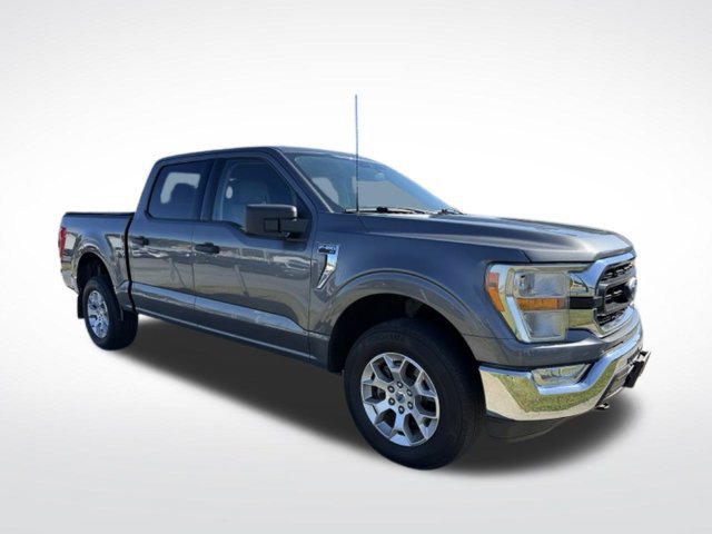 Certified 2022 Ford F150 XLT w/ Equipment Group 301A Mid AWD/4WD image 3