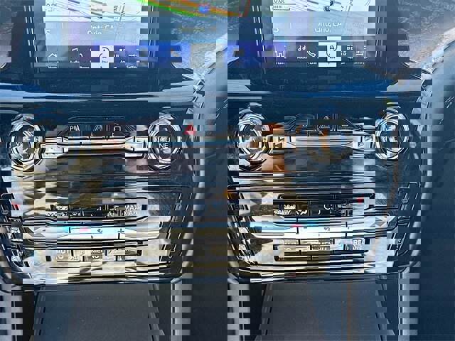 Certified 2022 Ford Explorer Platinum w/ Technology Package image 16