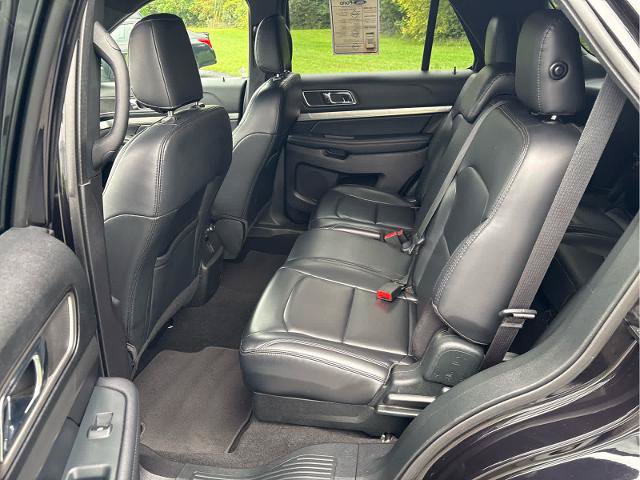 Certified 2019 Ford Explorer XLT w/ Equipment Group 202A AWD/4WD image 15