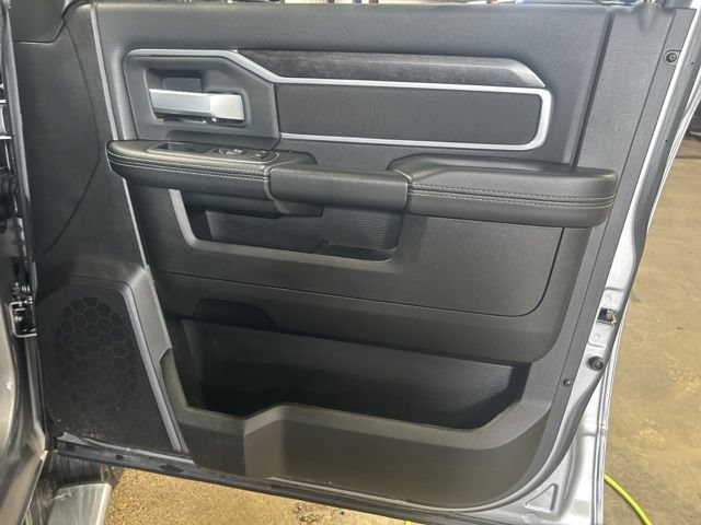 Used 2024 RAM 2500 Big Horn w/ Heated Seats & Wheel Group AWD/4WD image 20