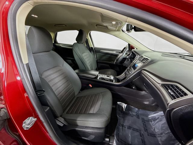 Certified 2020 Ford Fusion SE image 26