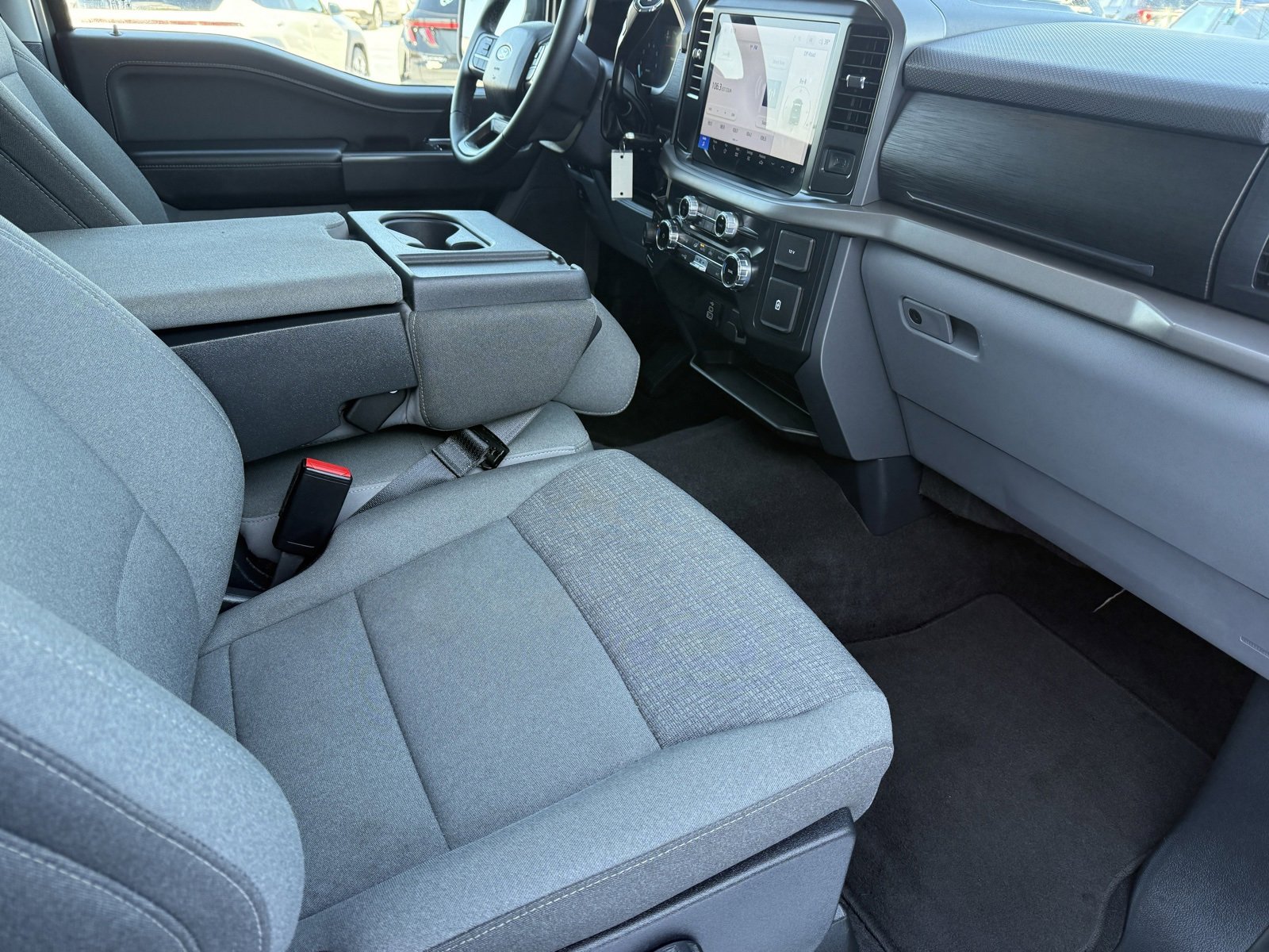 Certified 2025 Ford F150 XLT w/ Equipment Group 301A Standard image 33