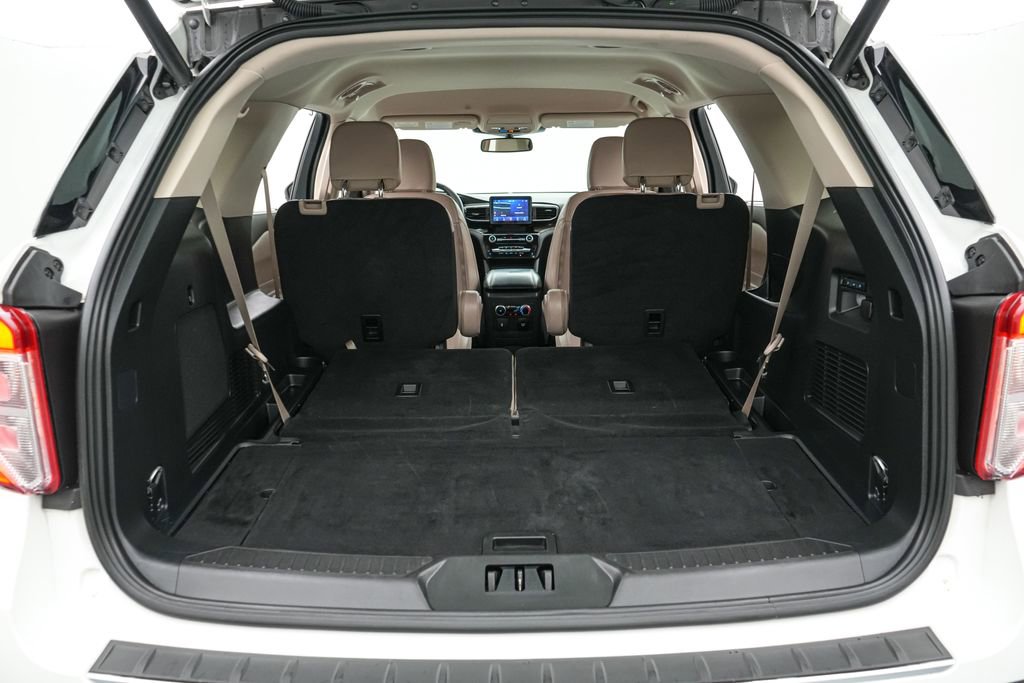 Certified 2024 Ford Explorer Limited w/ Equipment Group 301A AWD/4WD image 23