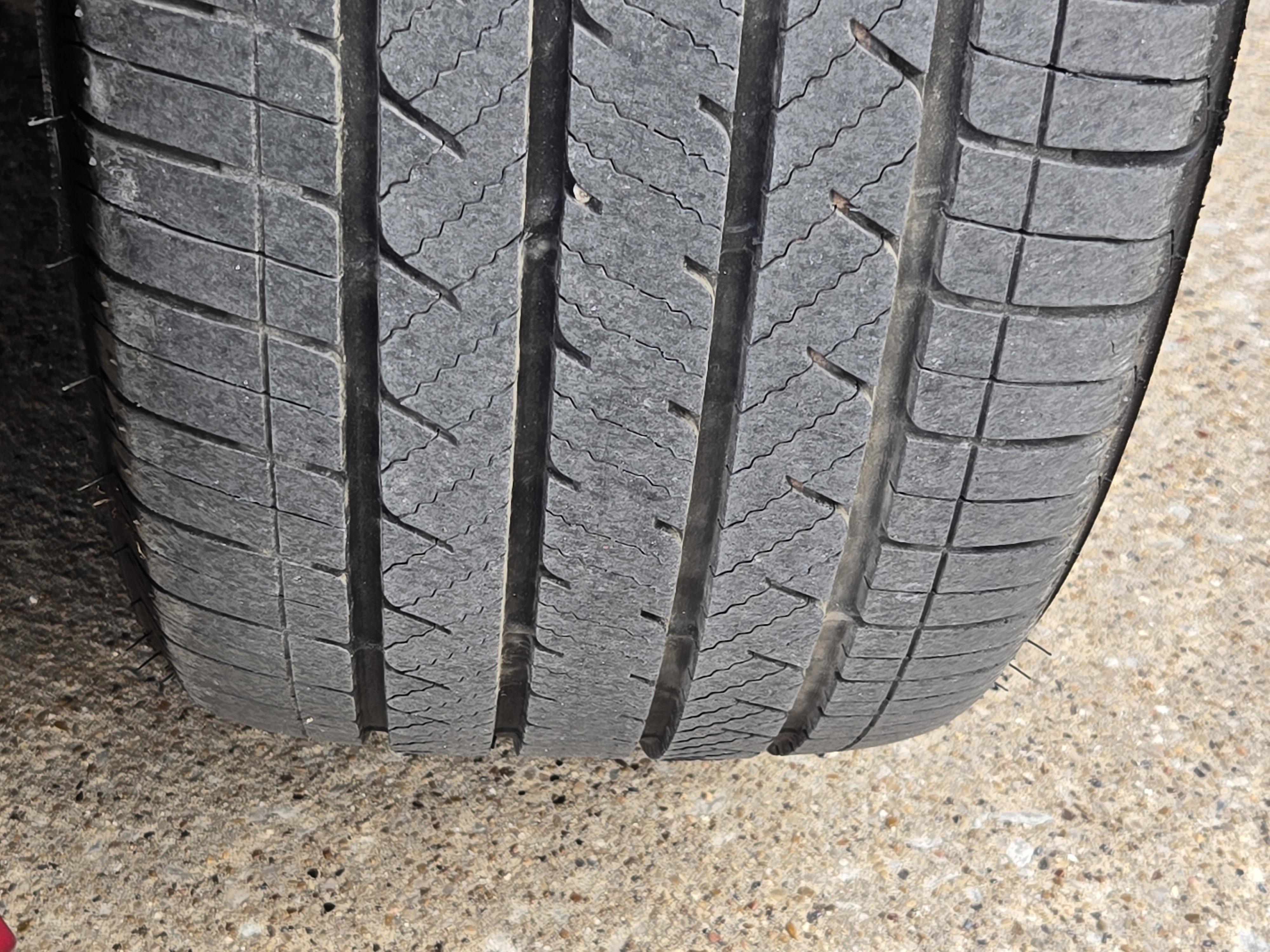 Used 2024 Nissan Altima 2.5 SR FWD image 11