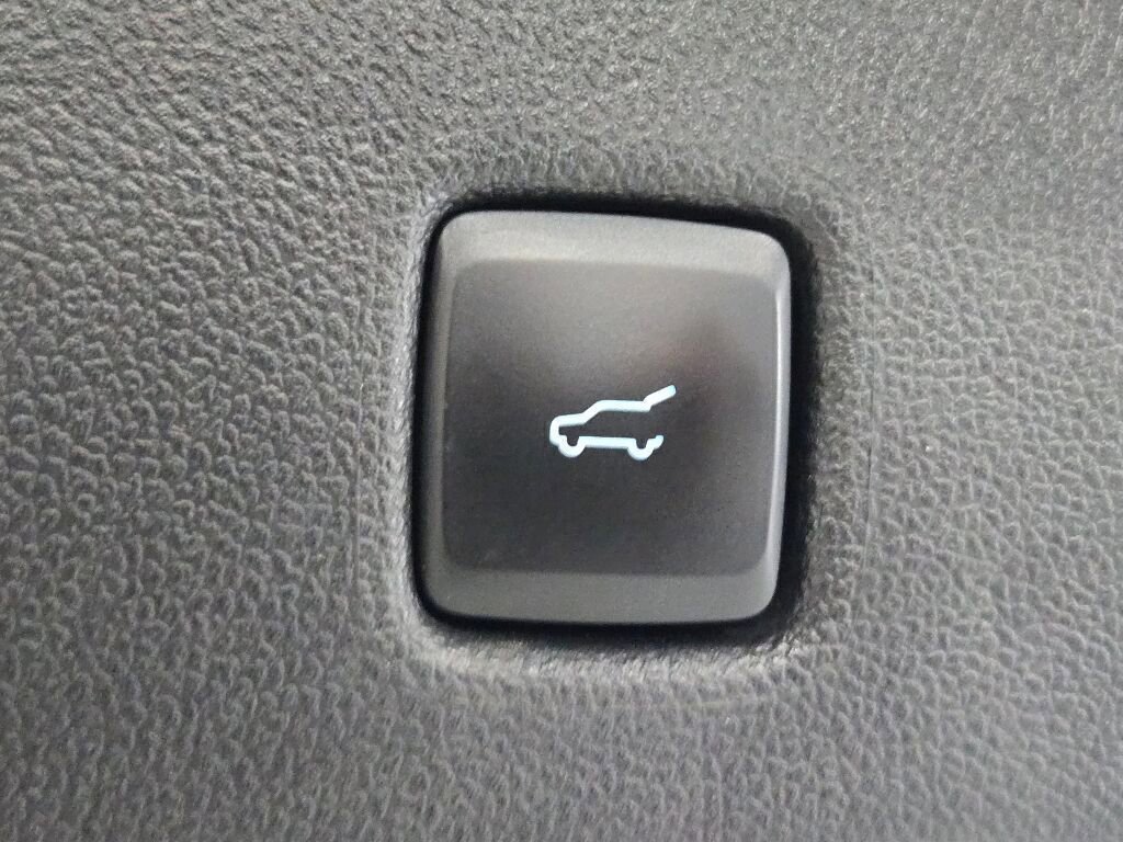 Certified 2022 Ford Escape SE w/ Convenience Package image 17