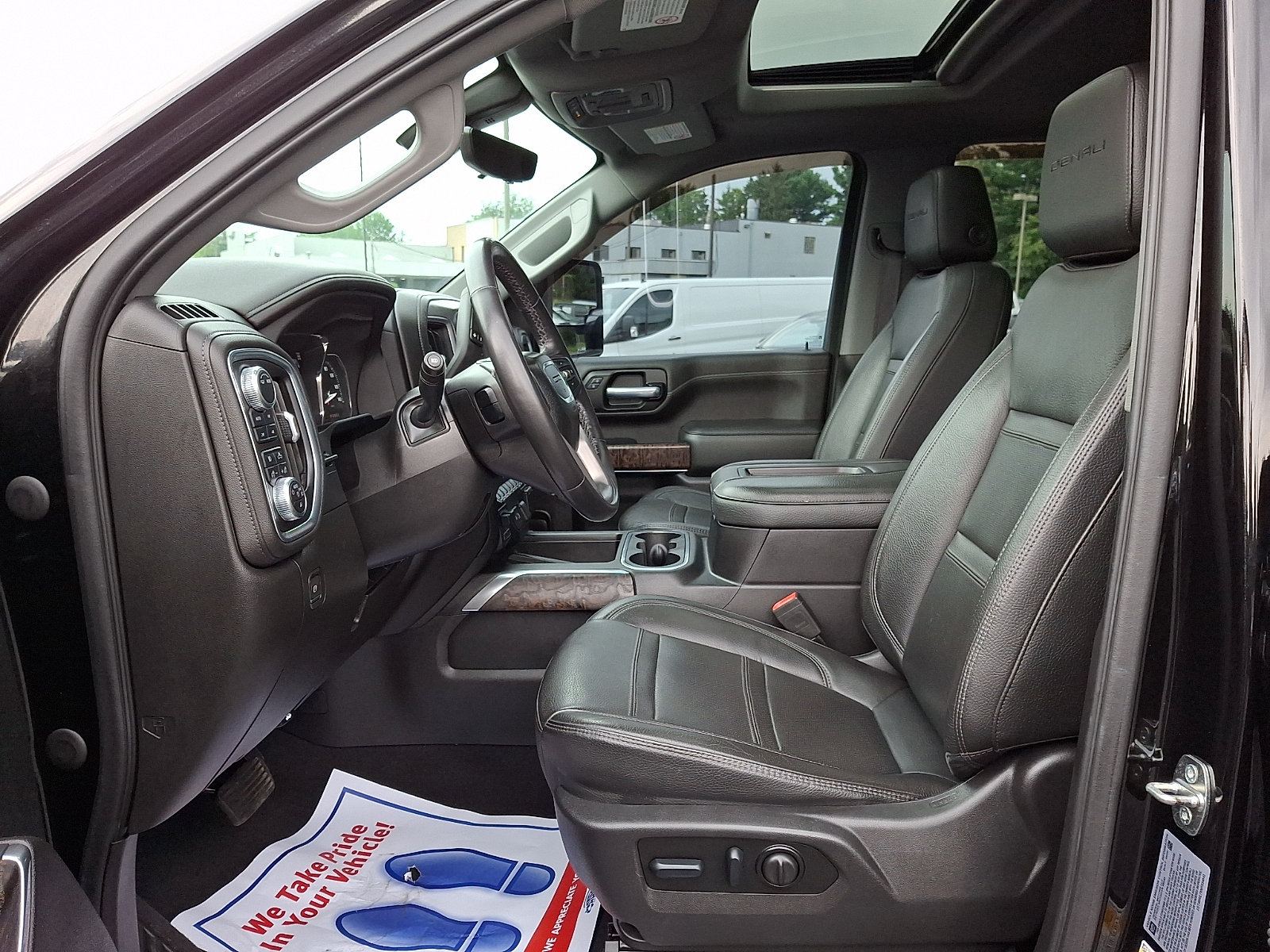 Used 2022 GMC Sierra 2500 Denali w/ Denali Ultimate Package AWD/4WD image 15