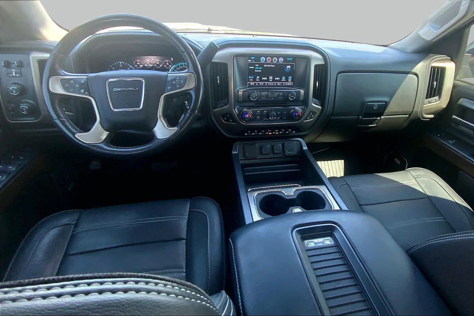 Used 2018 GMC Sierra 1500 Denali w/ Denali Ultimate Package AWD/4WD image 16