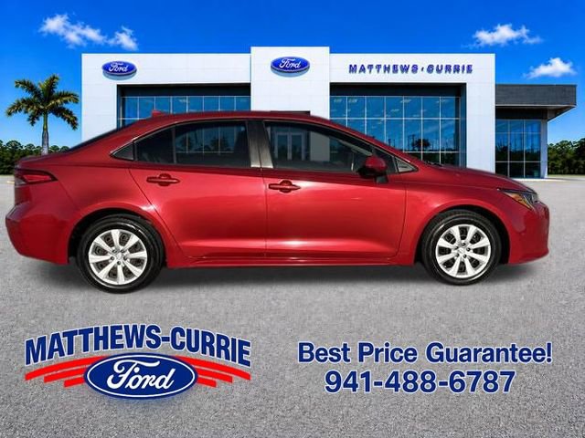 Used 2020 Toyota Corolla LE FWD image 3