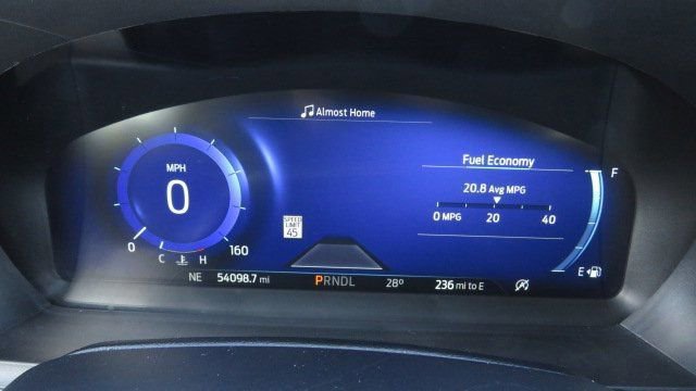 Certified 2022 Ford Explorer Platinum w/ Equipment Group 601A image 29