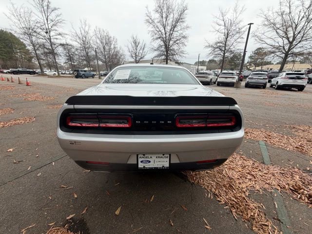 Used 2019 Dodge Challenger SXT w/ Blacktop Package image 19