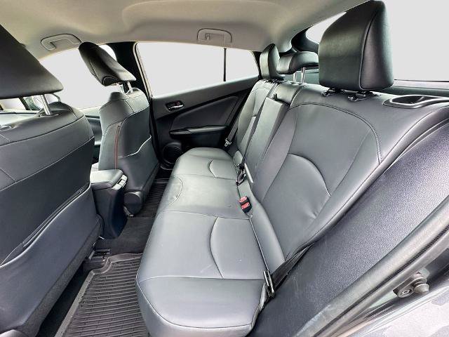 Used 2020 Toyota Prius XLE AWD/4WD image 16