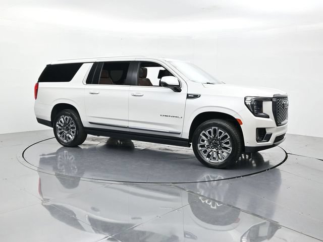Used 2023 GMC Yukon XL Denali Ultimate AWD/4WD video 3