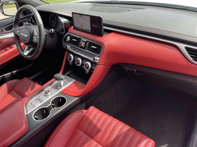 Used 2023 Genesis G70 2.0T w/ Sport Prestige Package RWD image 38