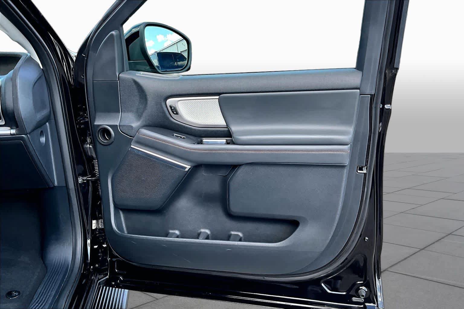 Certified 2025 Ford Expedition Active RWD image 23