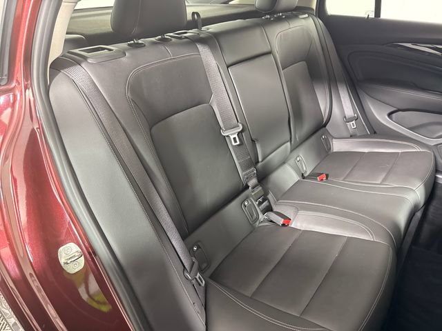 Used 2018 Buick Regal Essence w/ Driver Confidence Package #1 AWD/4WD image 15