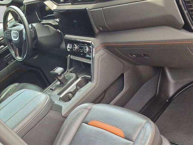 Used 2024 GMC Sierra 1500 AT4 w/ Technology Package AWD/4WD image 22