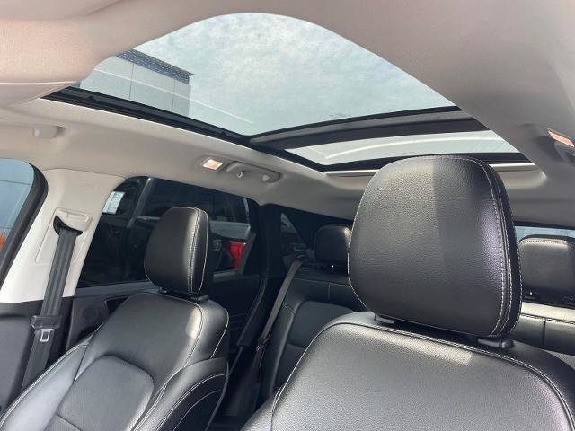 Certified 2022 Ford Escape SEL w/ Technology Package FWD image 18