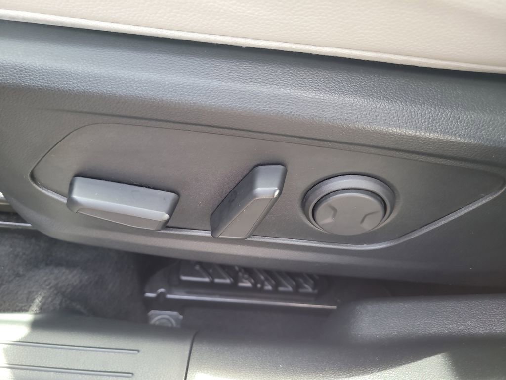Used 2023 Hyundai Tucson Limited AWD/4WD image 18