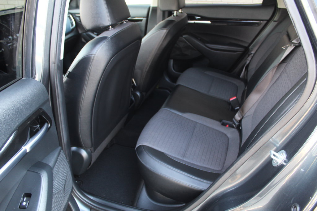 Used 2023 Kia Seltos S FWD image 30