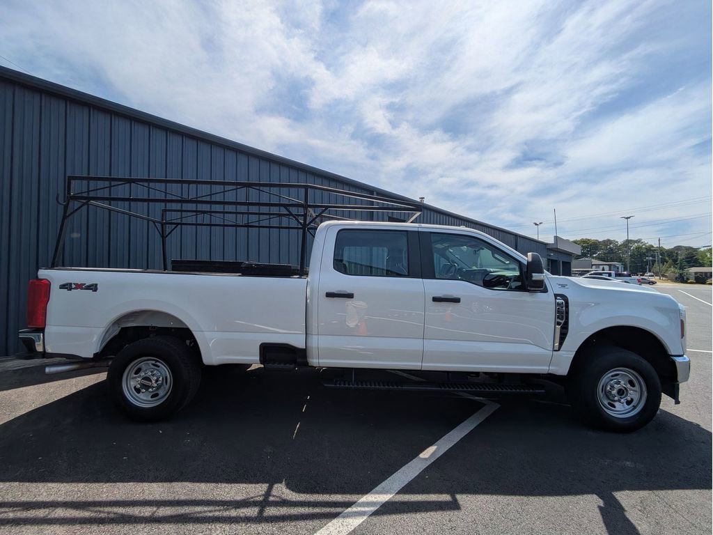 Certified 2024 Ford F250 XL AWD/4WD image 5