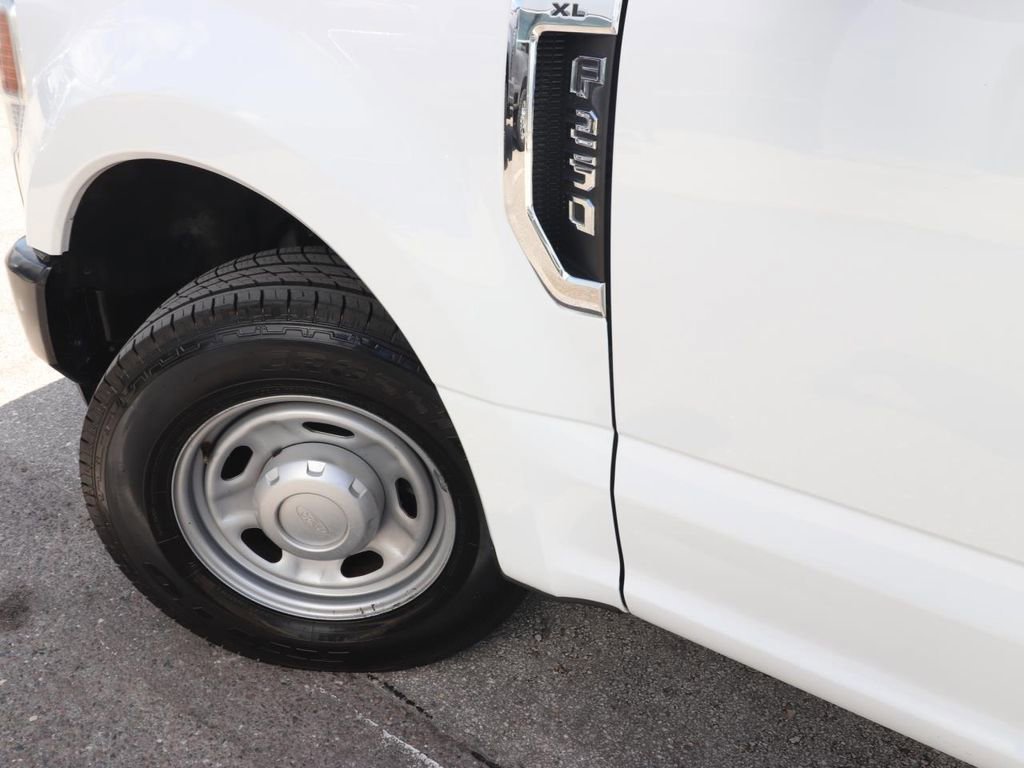 Certified 2022 Ford F250 XL image 9
