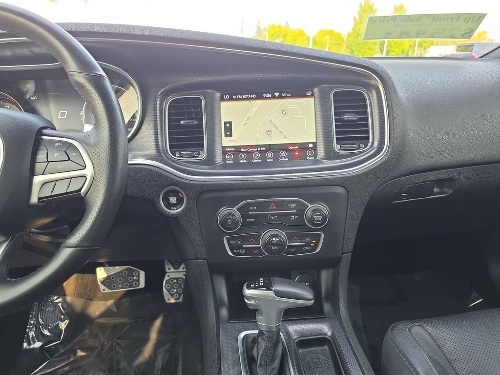 Used 2018 Dodge Charger R/T w/ Plus Group RWD image 26