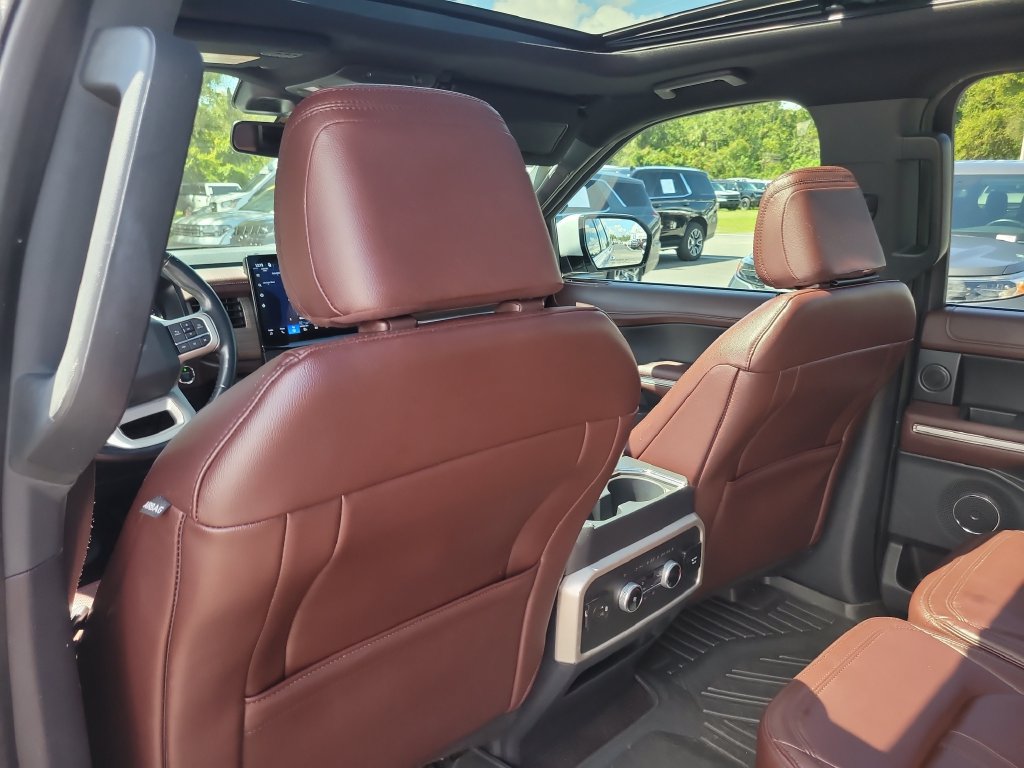 Certified 2022 Ford Expedition Max Limited RWD image 12