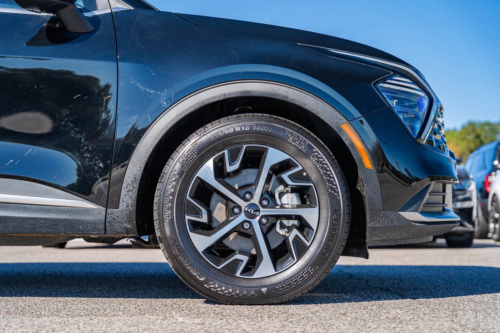 Used 2025 Kia Sportage EX image 10