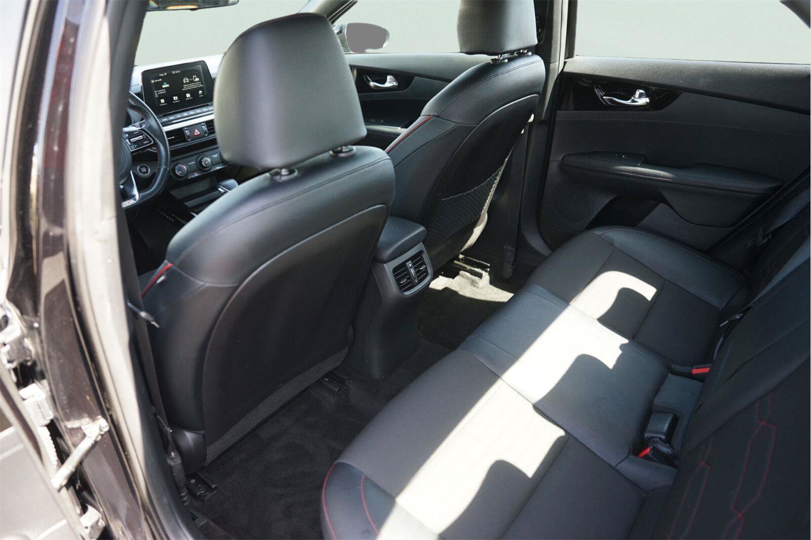 Used 2021 Kia Forte GT FWD image 11