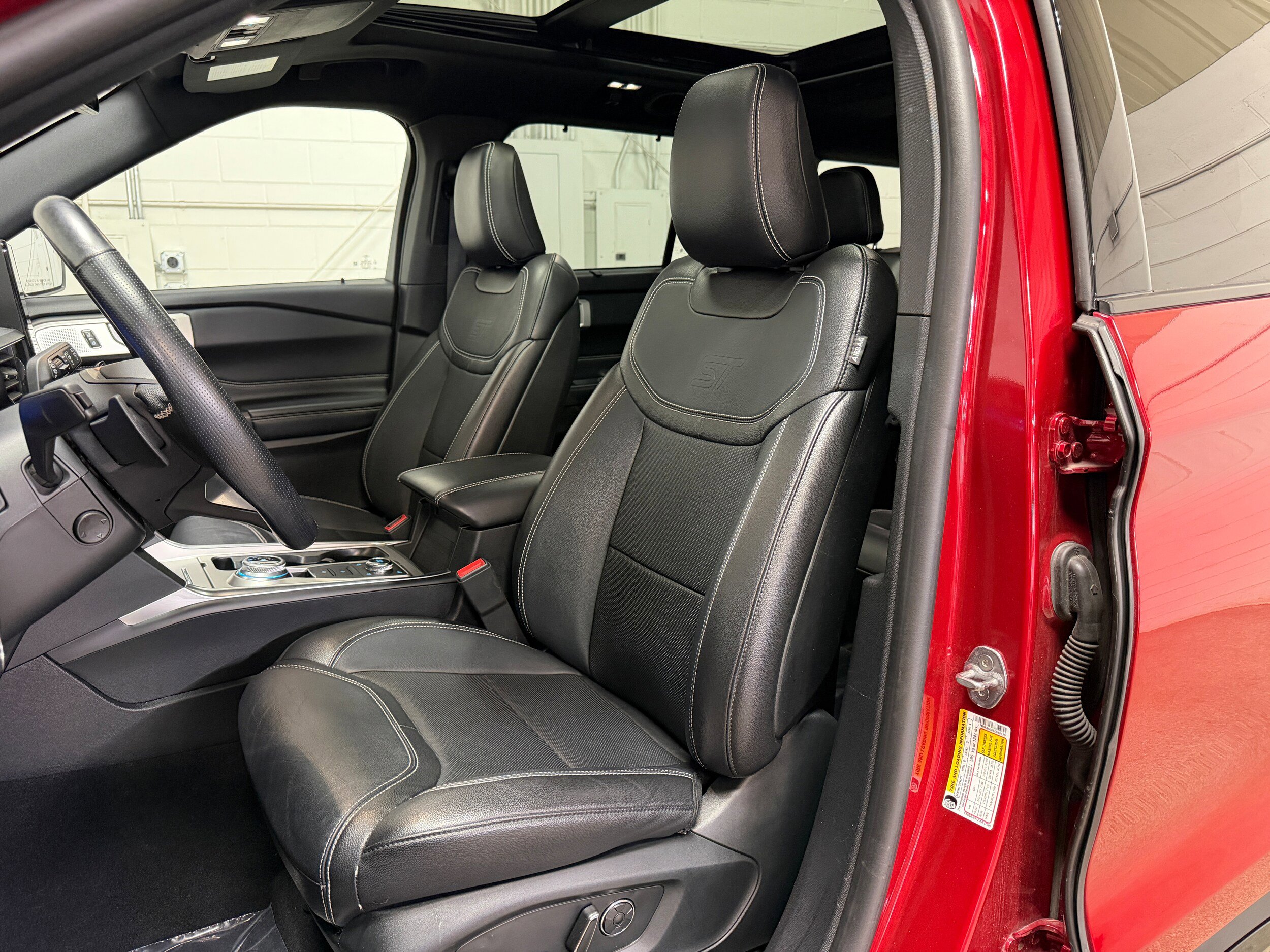 Certified 2020 Ford Explorer ST w/ ST Street Pack AWD/4WD image 9