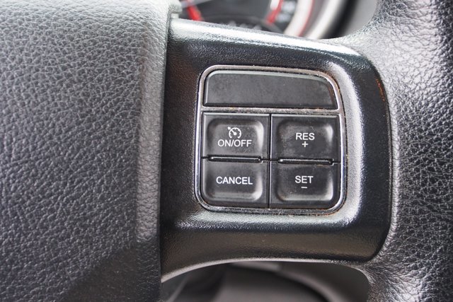 Used 2019 Dodge Journey SE image 25