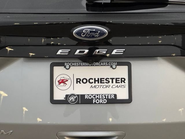 Certified 2024 Ford Edge Titanium w/ Equipment Group 301A AWD/4WD image 44