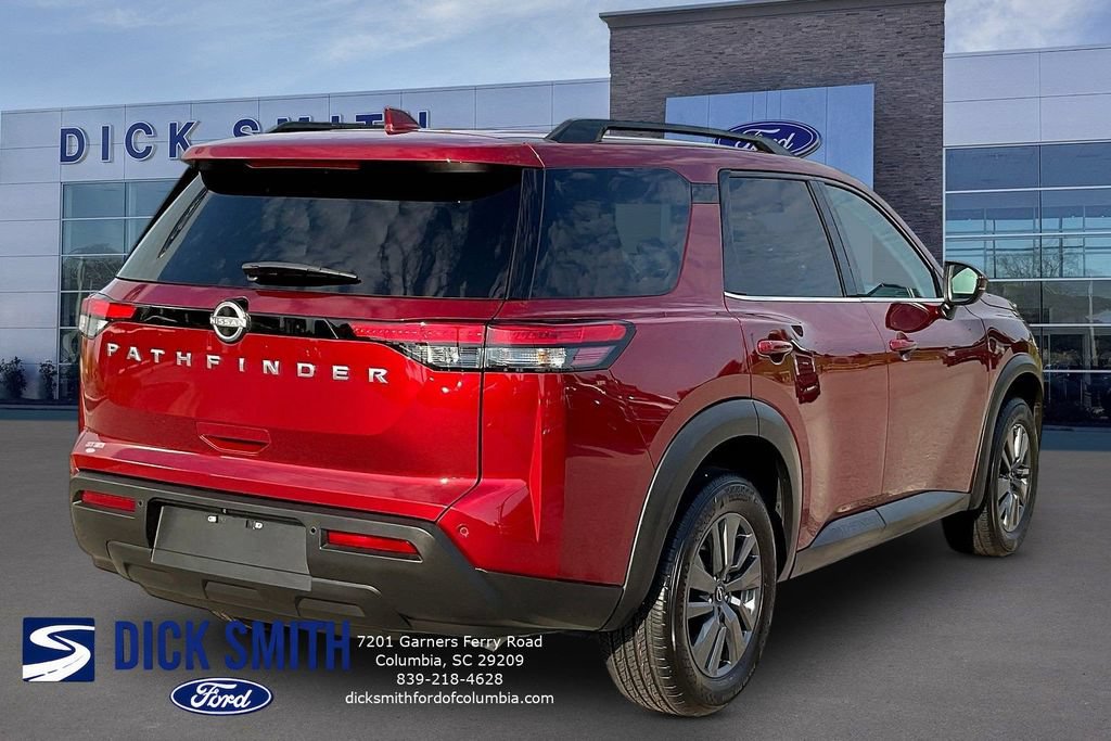 Used 2025 Nissan Pathfinder SV FWD image 6