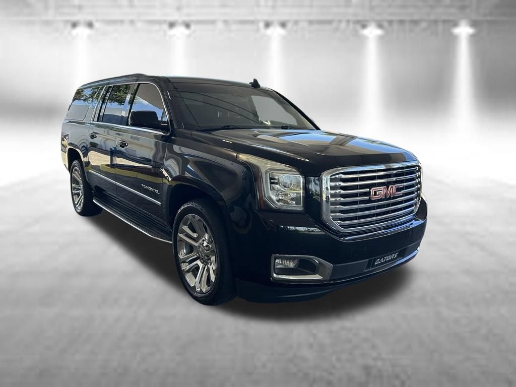 Used 2017 GMC Yukon XL SLT w/ Premium Edition AWD/4WD image 2