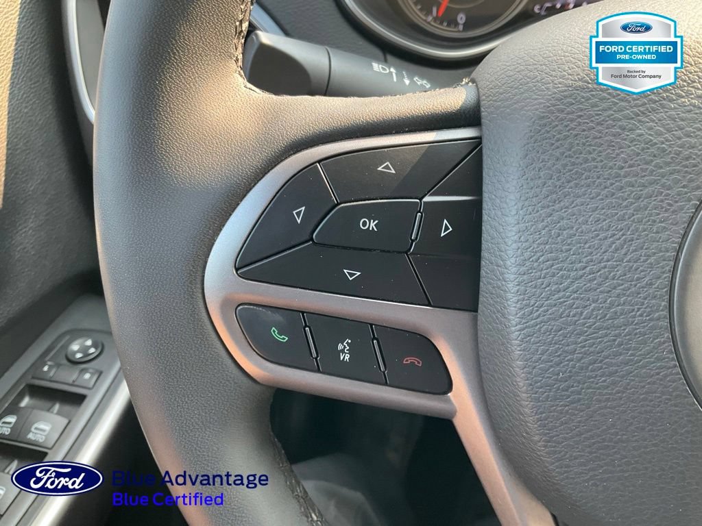 Used 2021 Jeep Cherokee Latitude Lux w/ Comfort/Convenience Group AWD/4WD image 8