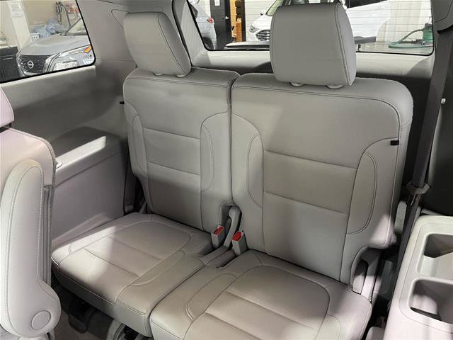 Used 2020 GMC Acadia SLT AWD/4WD image 25