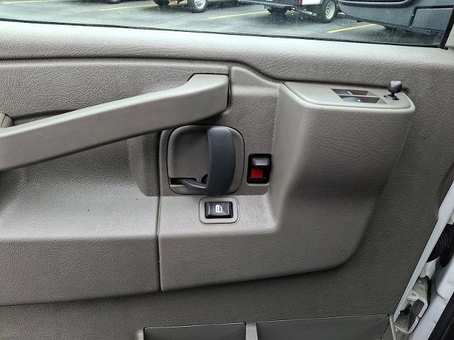 Used 2021 GMC Savana 3500 w/ Power Convenience Package image 11