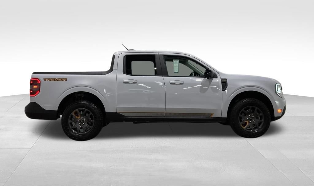 Certified 2025 Ford Maverick Tremor image 2
