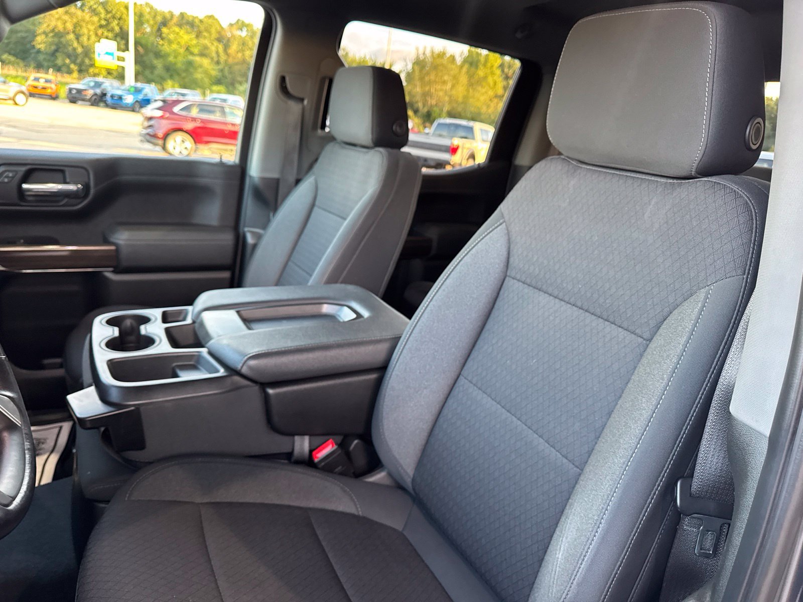 Used 2021 Chevrolet Silverado 1500 RST w/ Z71 Off-Road Package AWD/4WD image 25