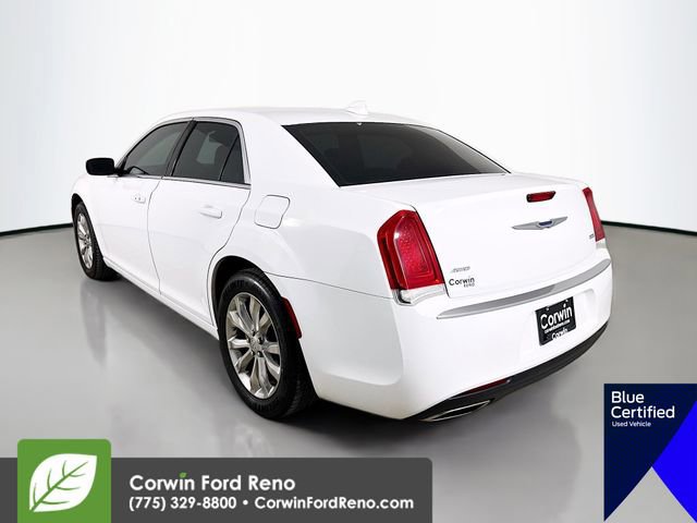 Used 2022 Chrysler 300 Touring image 4
